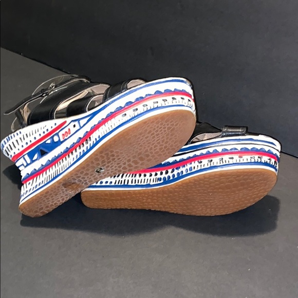 Opening Ceremony Wedges - Picture 6 of 8